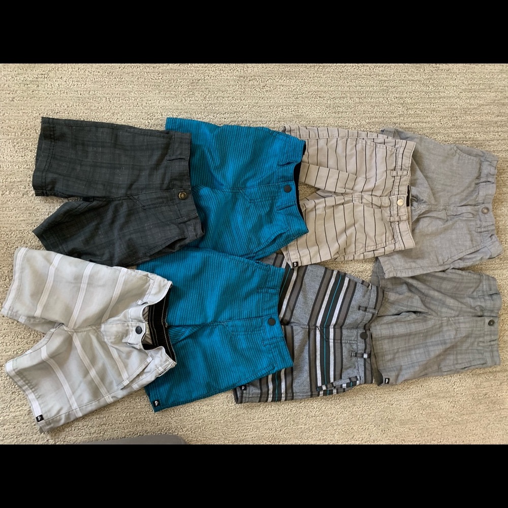 Boys quicksilver shorts size 2t